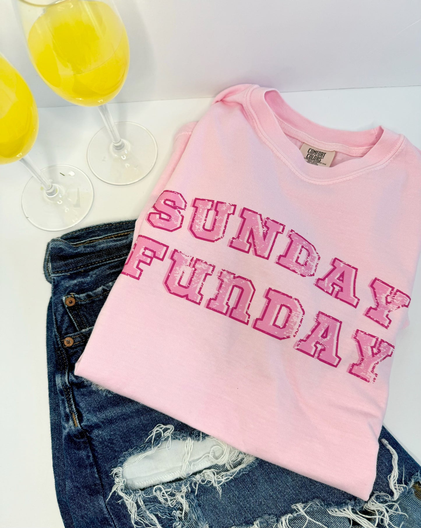 SUNDAY FUNDAY Tee